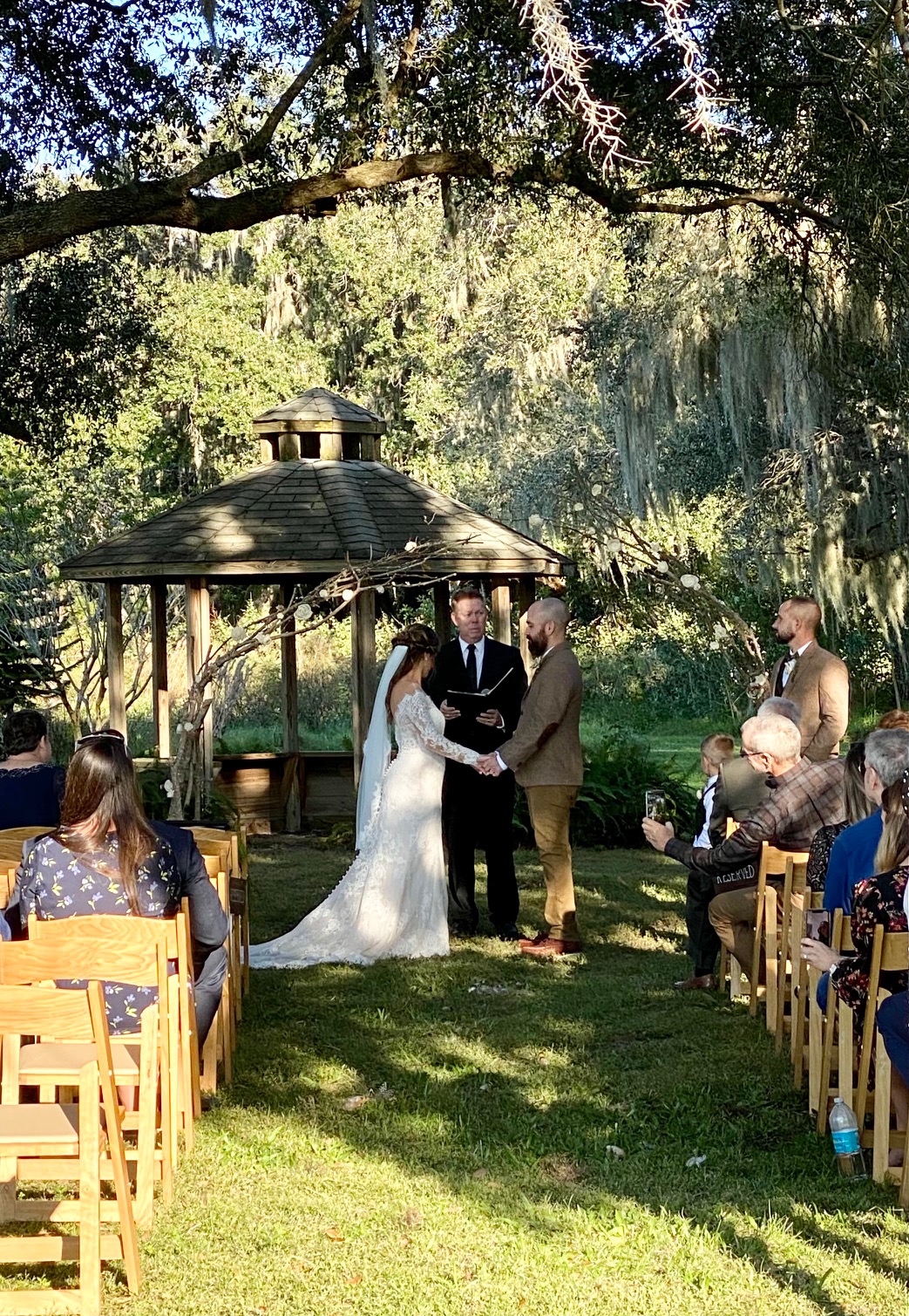 SC_Officiant Rev. Glynn Ferguson